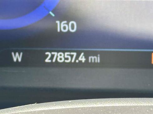 Used 2022 Ford Escape SEL w/ SEL Stealth AWD Package image 17