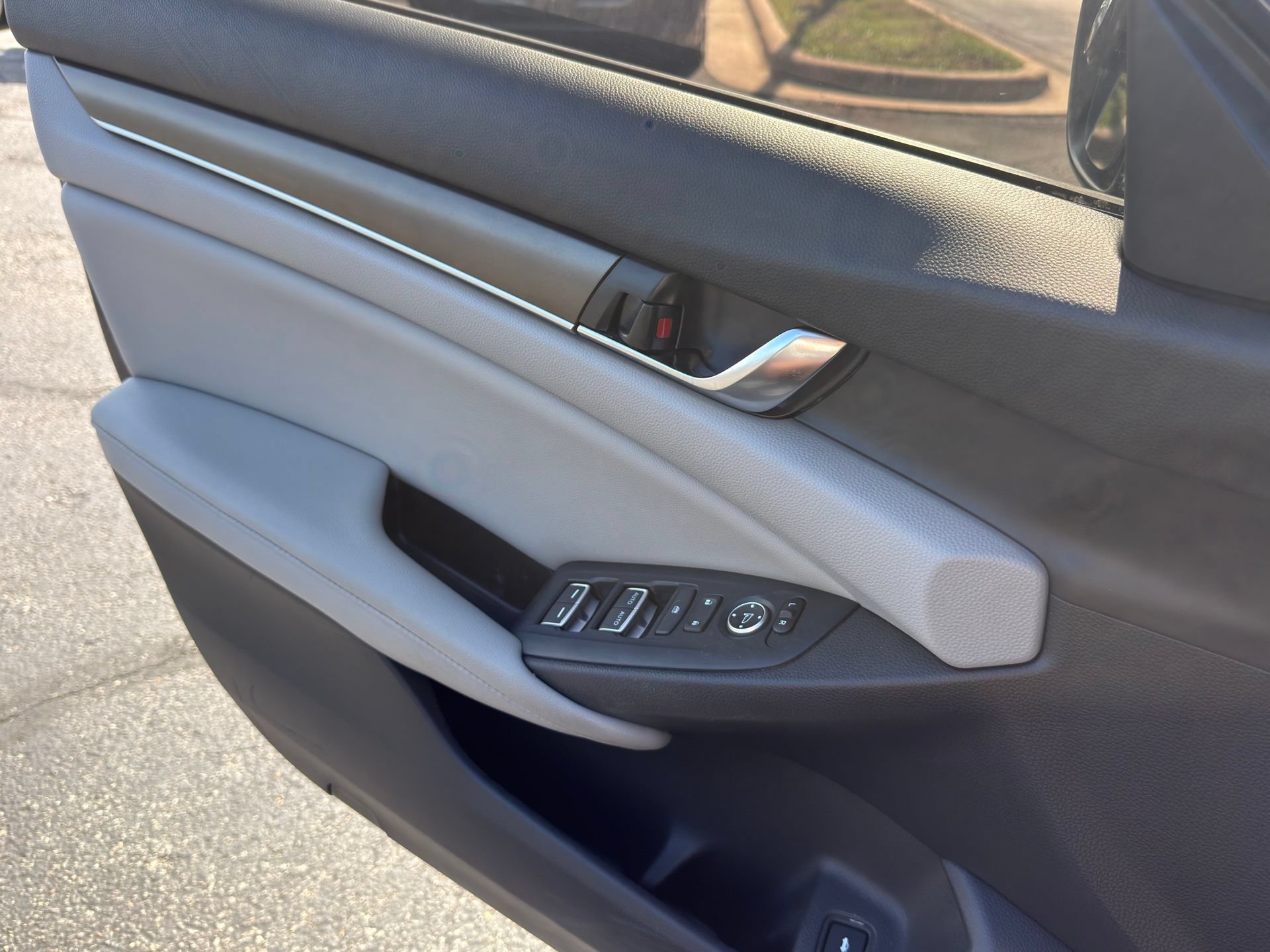 Used 2020 Honda Accord LX image 21