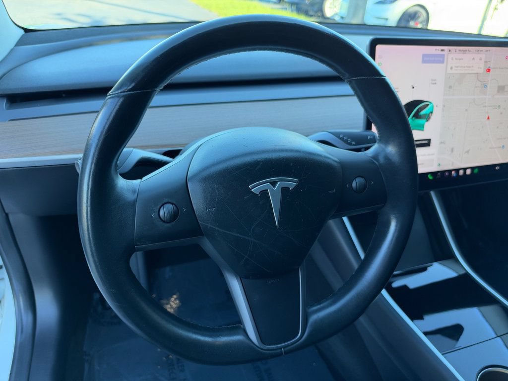 Used 2018 Tesla Model 3 Long Range RWD image 10
