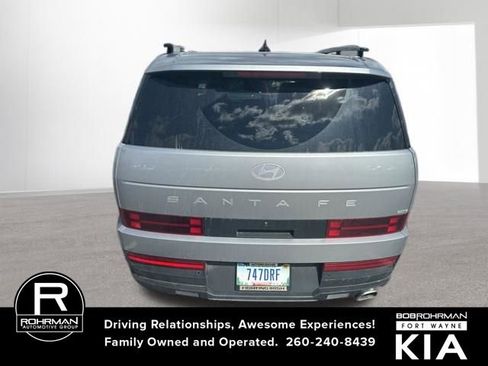 Used 2024 Hyundai Santa Fe SEL image 3