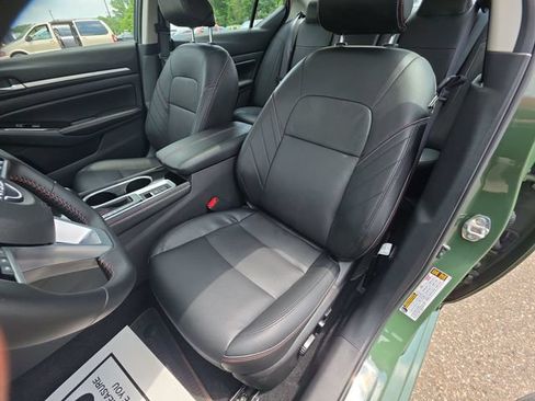 Certified 2025 Nissan Altima 2.5 SR w/ SR Premium Package AWD/4WD image 11