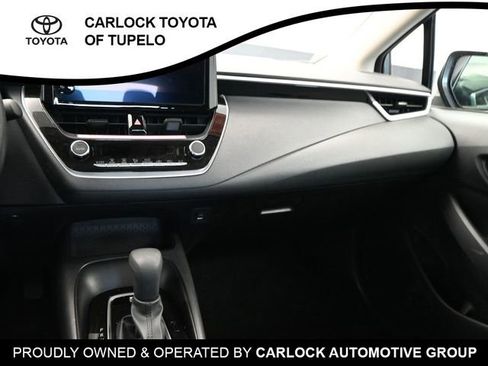 Used 2025 Toyota Corolla LE image 22