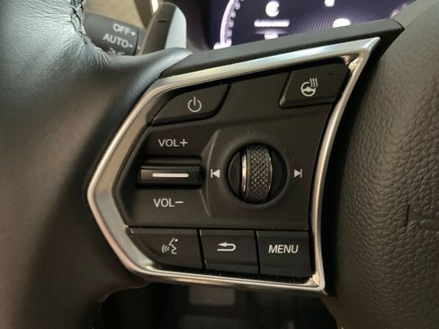 Certified 2026 Acura MDX SH-AWD w/ Advance Package image 11