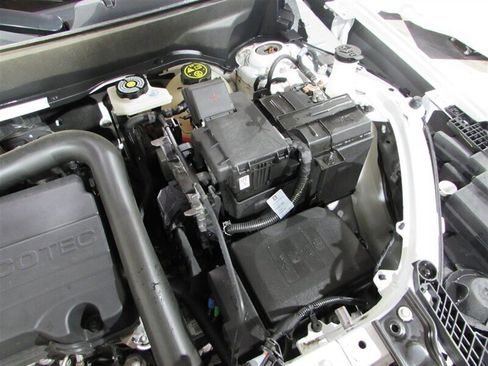 Used 2023 GMC Terrain SLT image 66