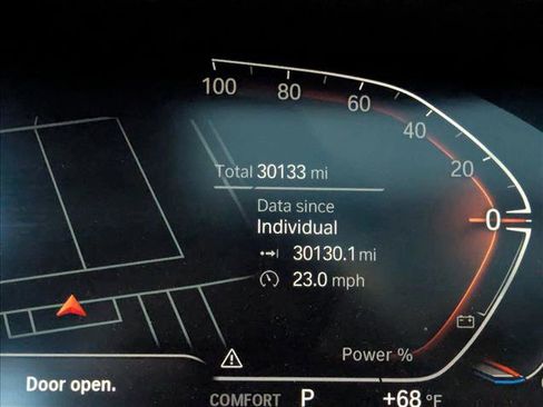 Used 2023 BMW X5 sDrive40i w/ M Sport Package image 16