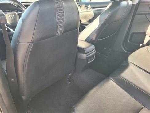 Used 2020 Honda Civic Touring image 14