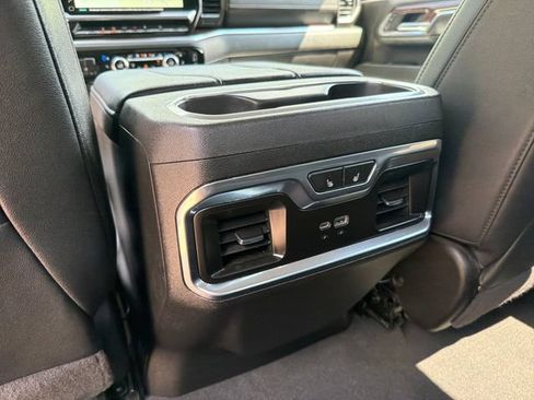 Used 2024 GMC Sierra 2500 SLT w/ SLT Premium Package AWD/4WD image 29