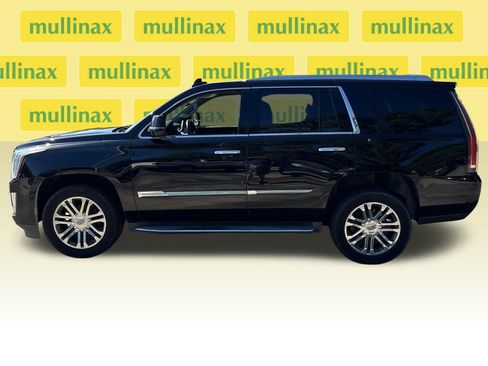 Used 2018 Cadillac Escalade 2WD image 10