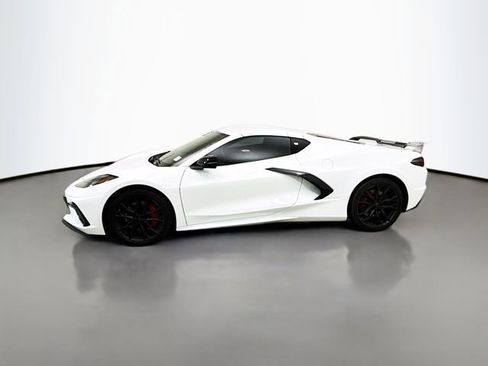 Used 2024 Chevrolet Corvette Stingray Coupe w/ Z51 Performance Package image 5