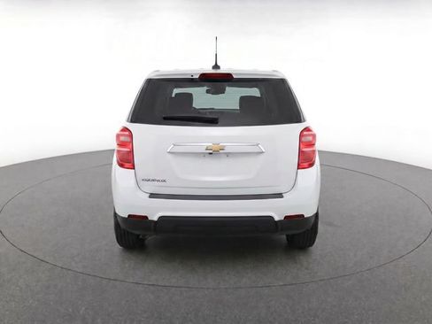Used 2017 Chevrolet Equinox LS FWD image 6
