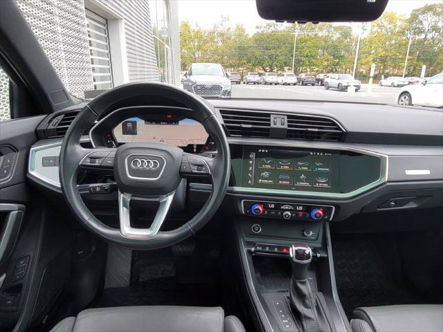 Used 2024 Audi Q3 2.0T Premium Plus AWD/4WD image 16