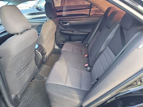Used 2016 Toyota Camry LE image 15