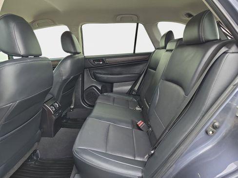 Used 2016 Subaru Outback 3.6R Limited w/ Popular Package #4 AWD/4WD image 17
