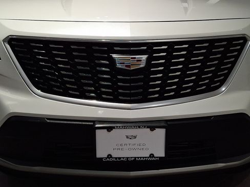 Certified 2023 Cadillac XT4 Premium Luxury w/ Cold Weather Package AWD/4WD image 7