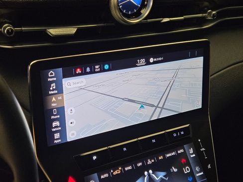 Certified 2023 Maserati Grecale Modena AWD/4WD image 38