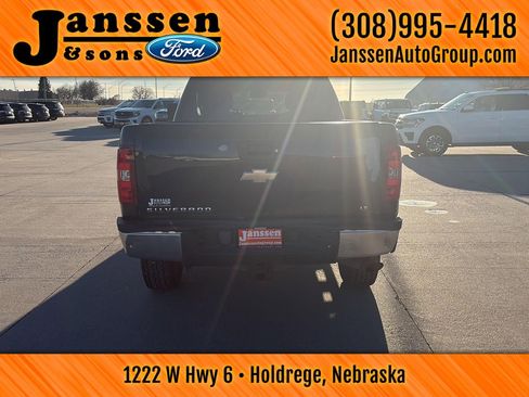Used 2008 Chevrolet Silverado 2500 LT w/ 1LT Convenience Package image 7