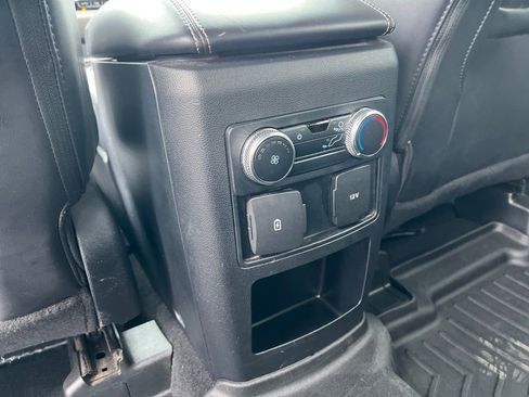 Used 2021 Ford Explorer XLT w/ Equipment Group 202A image 33