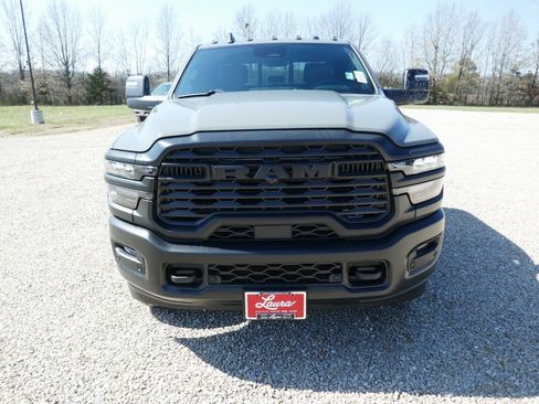 New 2026 RAM 2500 Tradesman AWD/4WD image 9