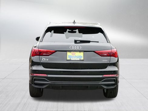 Used 2024 Audi Q3 2.0T Premium Plus w/ Premium Plus Package image 6