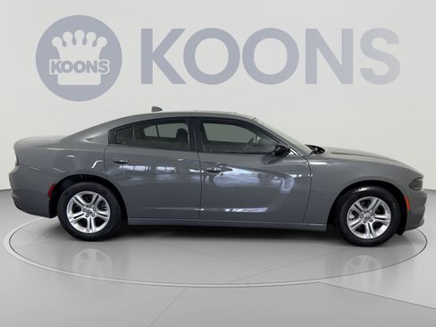 Used 2023 Dodge Charger SXT w/ Cold Weather Package RWD image 8
