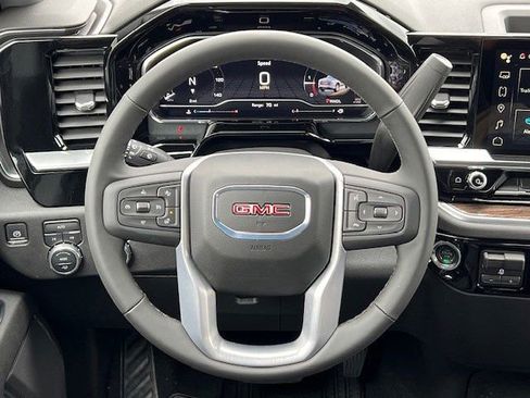 New 2026 GMC Sierra 1500 Elevation image 28