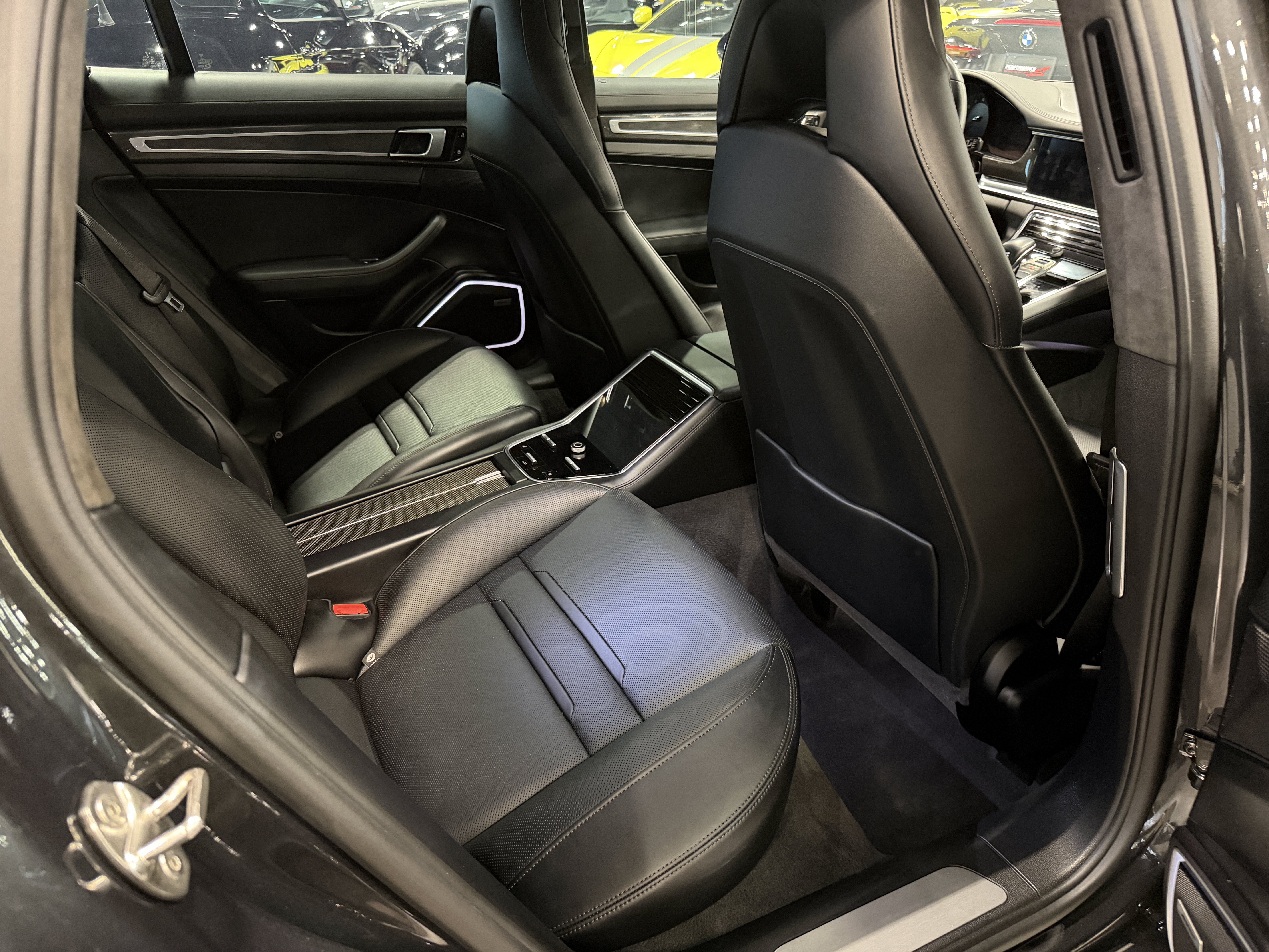Used 2020 Porsche Panamera Turbo w/ Premium Package Plus AWD/4WD image 18