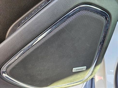 Used 2020 GMC Yukon Denali w/ Open Road Package image 11