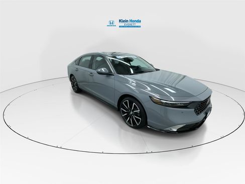 New 2025 Honda Accord Touring image 4