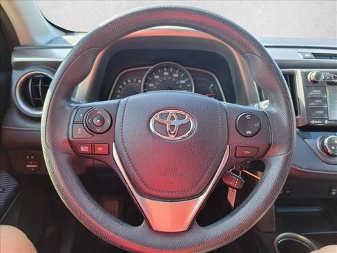 Used 2015 Toyota RAV4 XLE AWD/4WD image 12