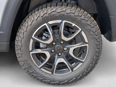 New 2025 Jeep Compass Trailhawk w/ Trailhawk Convenience Group image 10