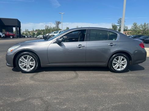 Used 2013 INFINITI G37 x Sedan w/ Premium Pkg AWD/4WD image 4