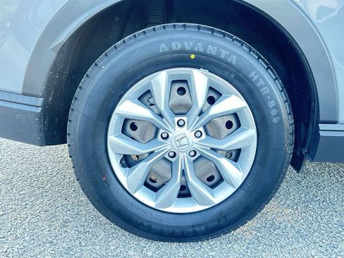 Used 2023 Honda CR-V LX image 5