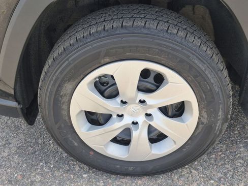 Used 2024 Toyota RAV4 LE image 17