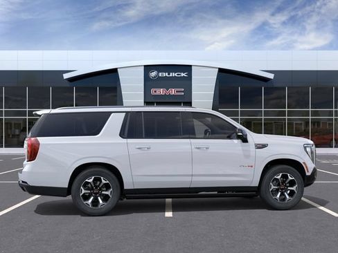 New 2026 GMC Yukon XL AT4 Ultimate w/ LPO, Floor Liner Package AWD/4WD image 5