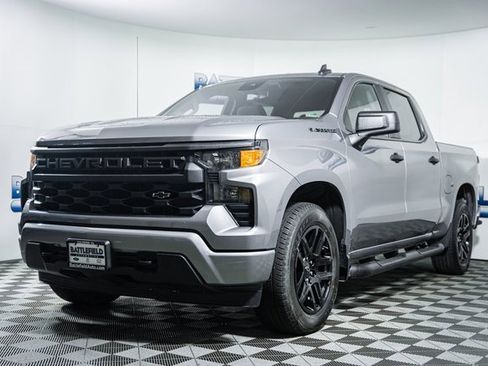 Used 2024 Chevrolet Silverado 1500 Custom w/ LPO, Dark Essentials Package image 3