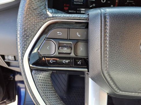 Used 2024 Toyota Tundra Platinum AWD/4WD image 29