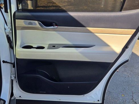 Used 2021 Hyundai Palisade Limited image 38