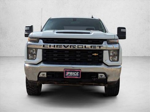 Used 2022 Chevrolet Silverado 2500 LT w/ Convenience Package image 2
