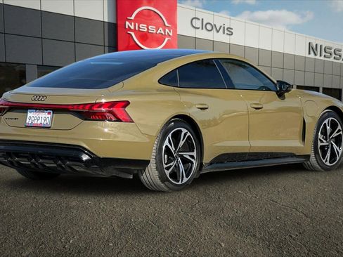 Used 2023 Audi e-tron GT Premium Plus w/ Performance Package image 3