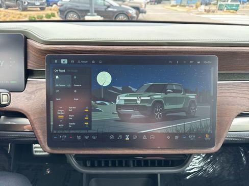 Used 2023 Rivian R1T Adventure image 16