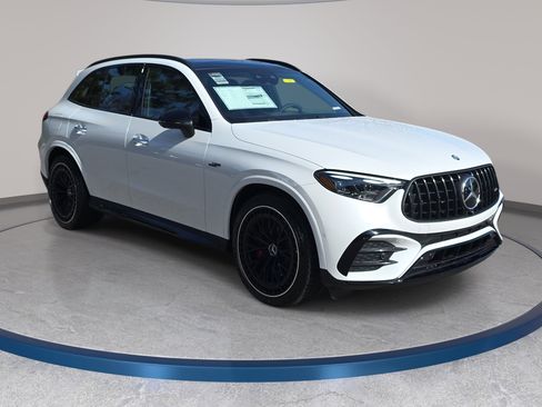 New 2026 Mercedes-Benz GLC 43 AMG 4MATIC image 3