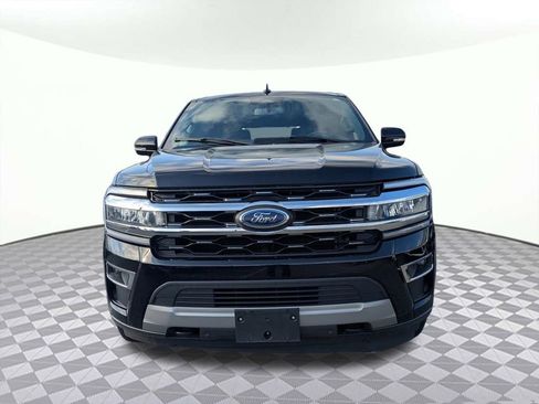 Used 2023 Ford Expedition Limited AWD/4WD image 8