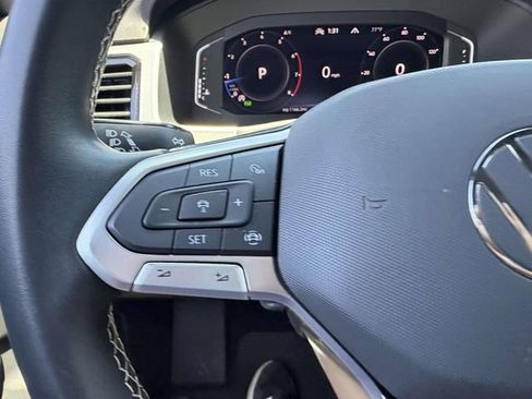 Used 2023 Volkswagen Atlas Cross Sport SE w/ Black Wheel Package AWD/4WD image 27