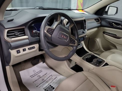 Used 2023 GMC Acadia Denali AWD/4WD image 13