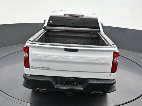Used 2021 Chevrolet Silverado 1500 LT Trail Boss w/ Convenience Package II AWD/4WD image 18