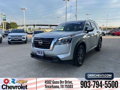 Used 2025 Nissan Pathfinder SV