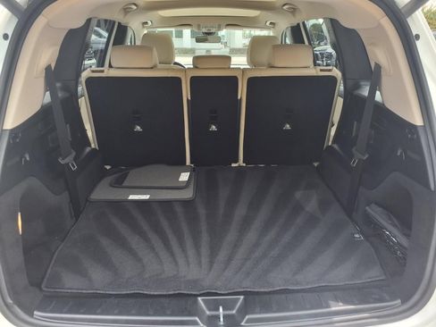 Used 2023 Mercedes-Benz GLB 250 image 8