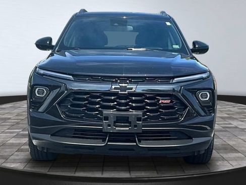 Used 2025 Chevrolet TrailBlazer RS w/ Driver Confidence Package AWD/4WD image 2