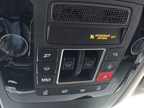 New 2026 Kia Carnival SX w/ SX Dark Edition Package FWD image 33