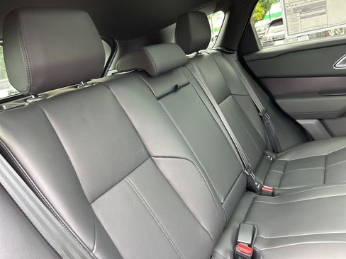 New 2026 Land Rover Range Rover Velar Dynamic SE image 18